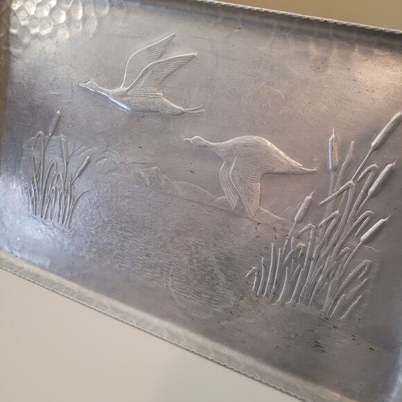 Vintage Aluminum Flying Duck Snack Serving Tray 16" Rustic Cabin Mid Century Mod - Picture 3 of 9